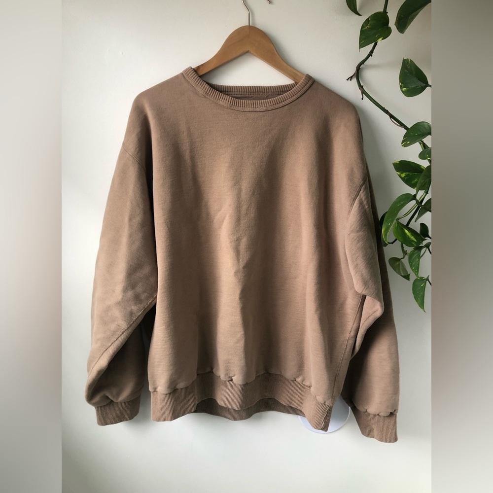 Men's Crewneck Sweatshirt in Taupe
